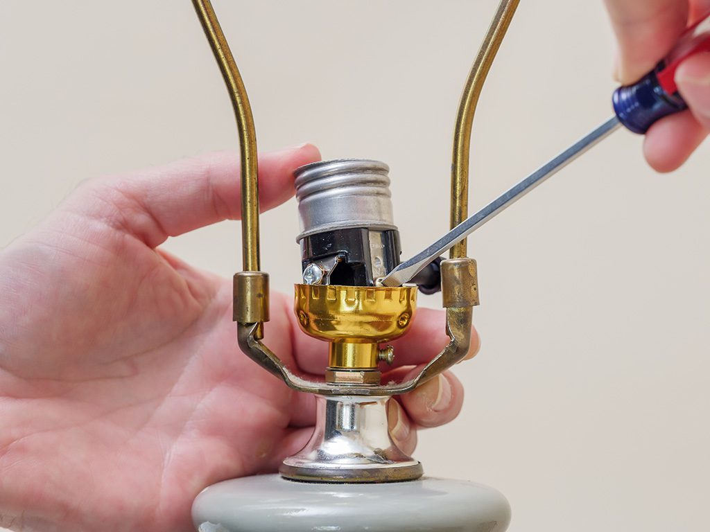 Troubleshoot a Lamp